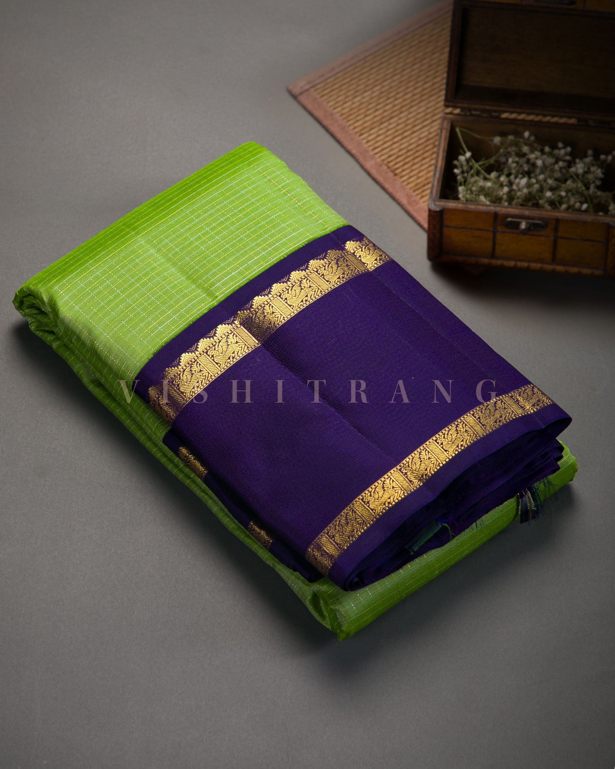 Vishitrang Parrot Green Kanjivaram Silk Sari ML-26-010