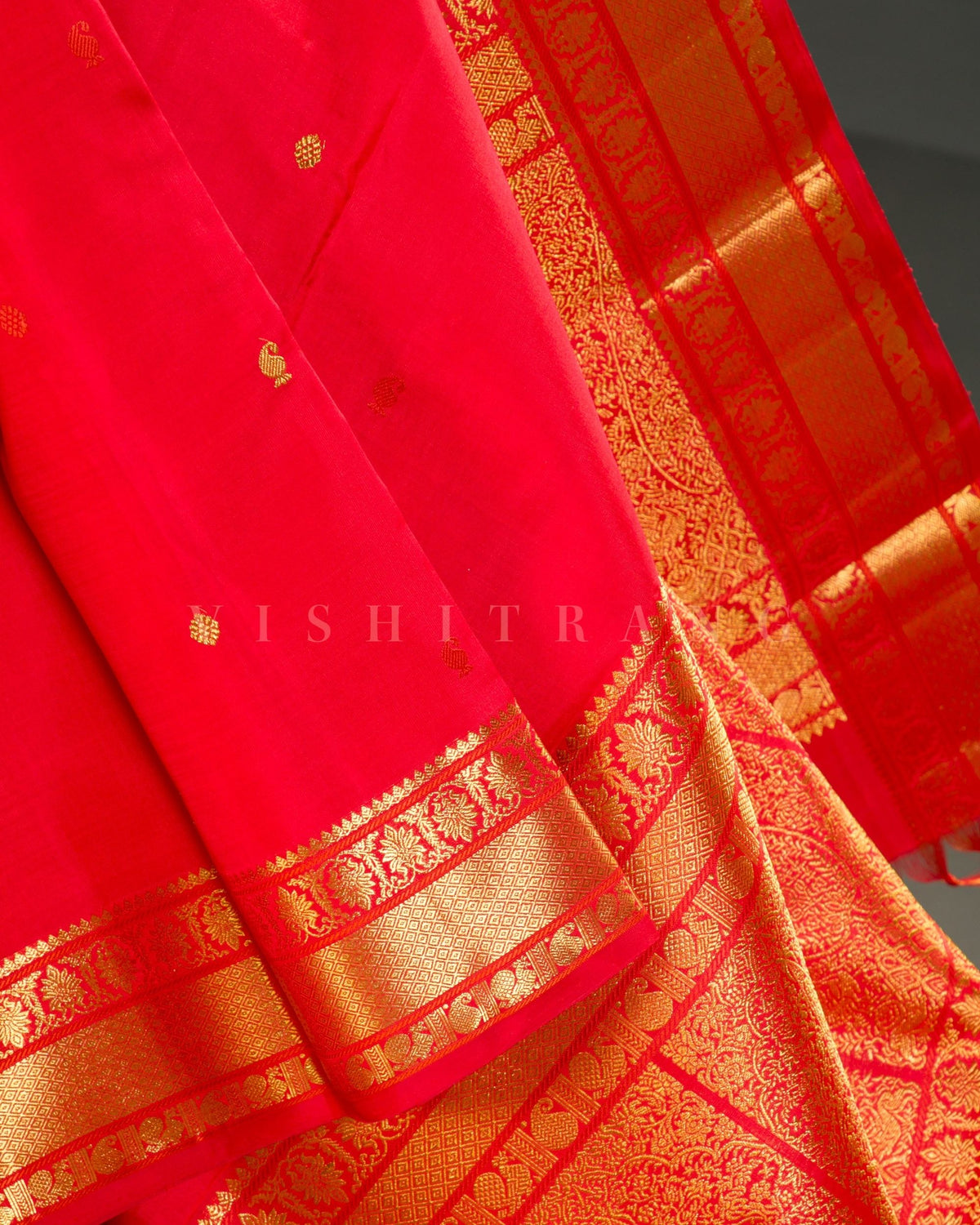 Vishitrang Red Kanjivaram Silk Sari CH-26-008