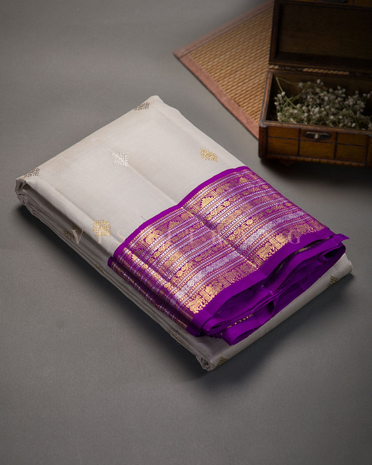 Vishitrang Grey Kanjivaram Silk Sari KR-26-018