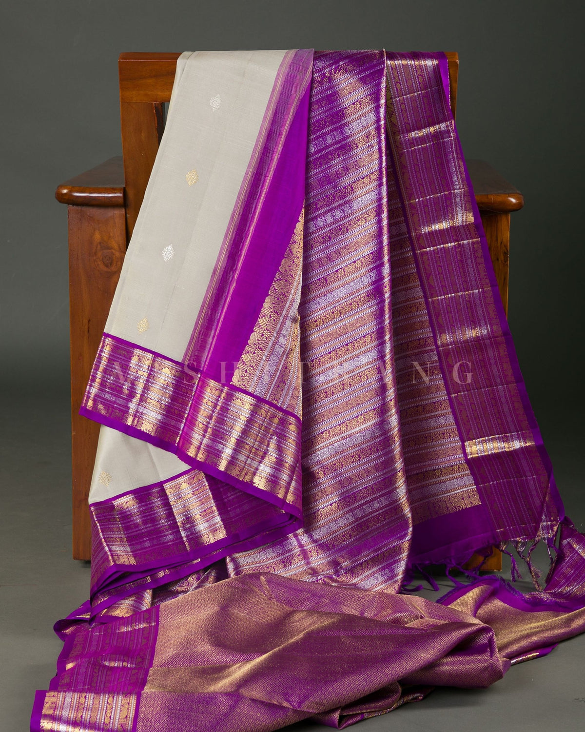Vishitrang Grey Kanjivaram Silk Sari KR-26-018