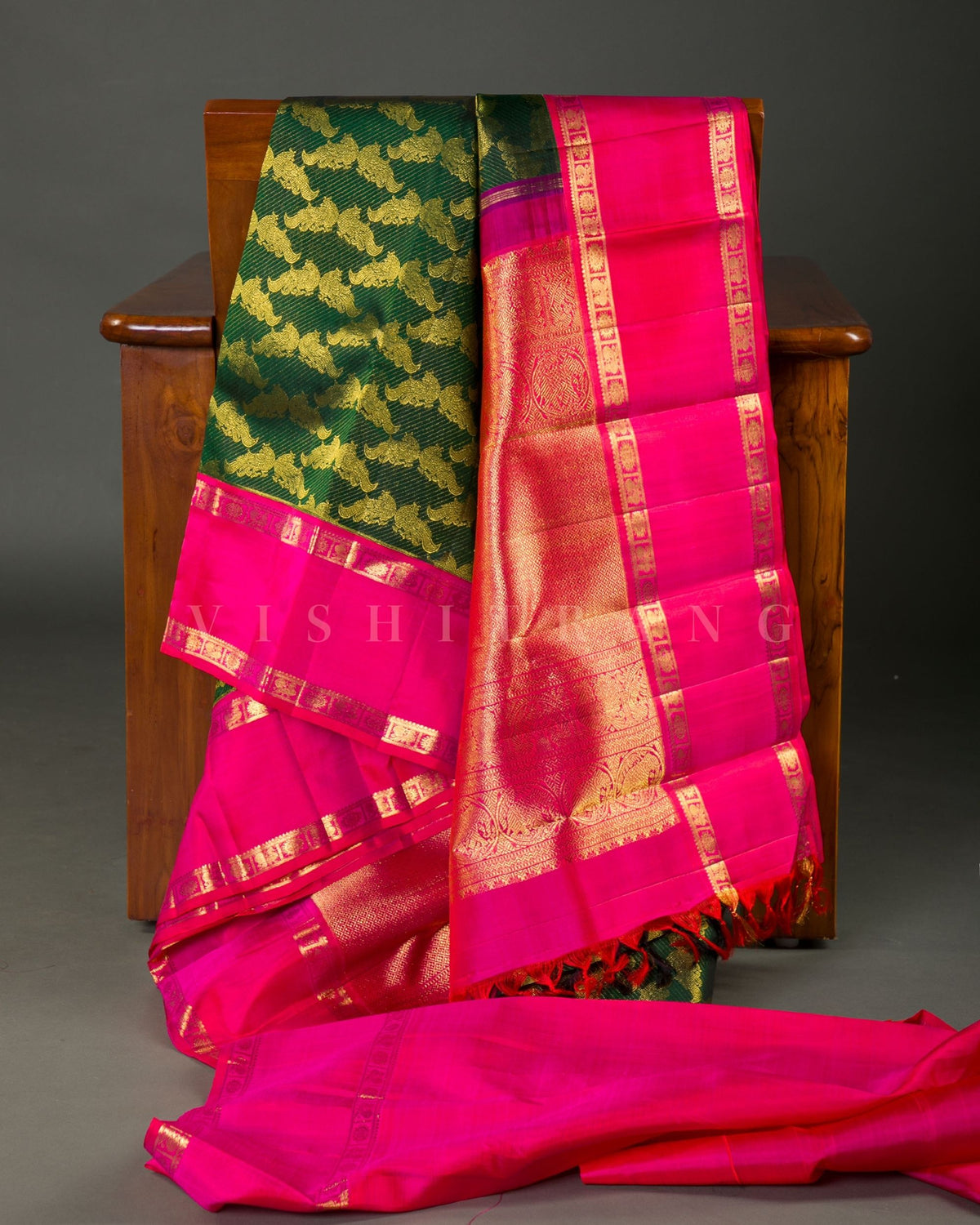 Vishitrang Green Kanjivaram Silk Sari KR-26-020