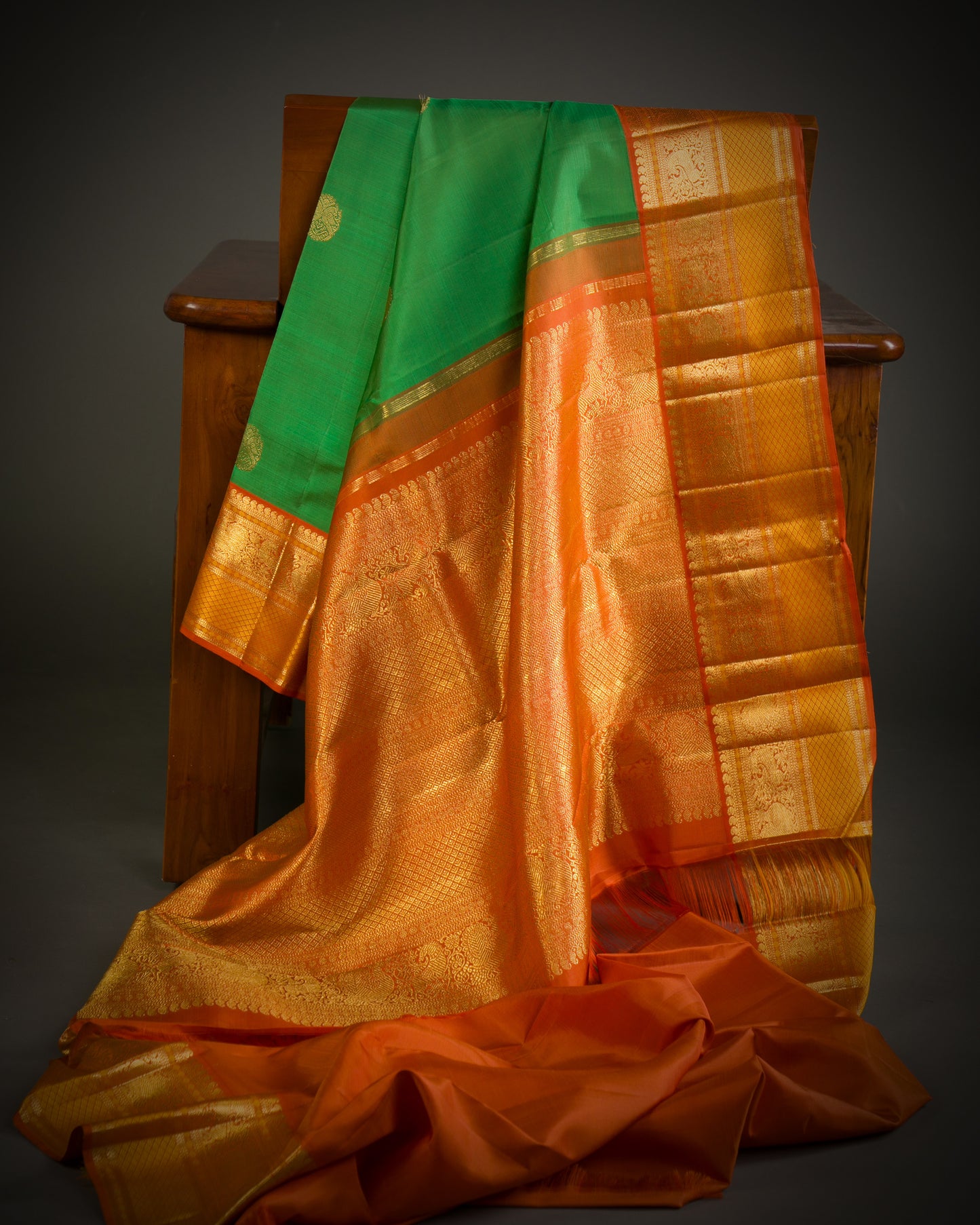 Vishitrang Green Kanjivaram Silk Sari KR-26-001
