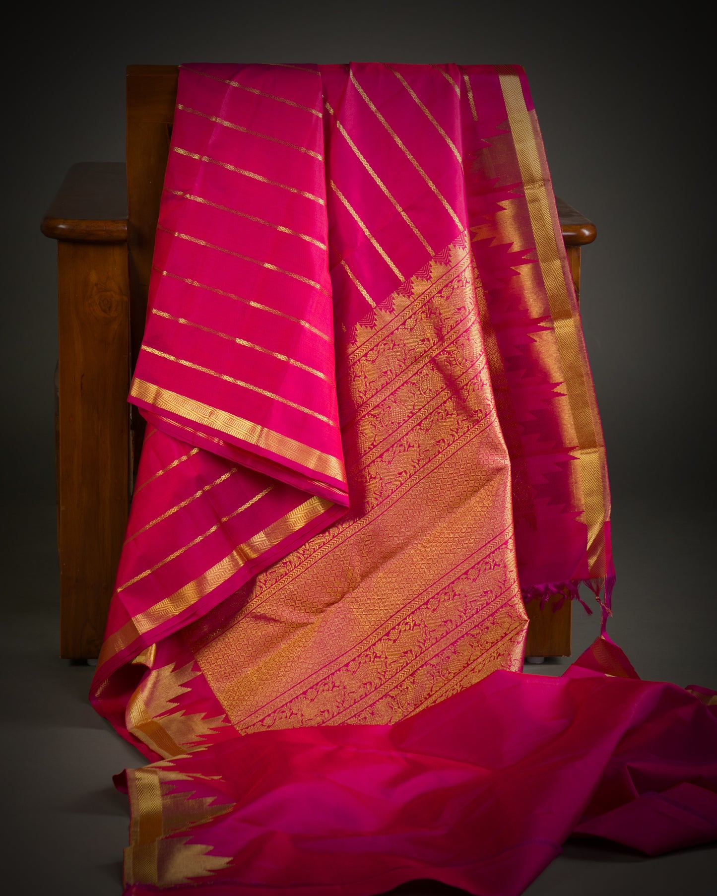 Vishitrang Pink Kanjivaram Silk Sari ML-26-008