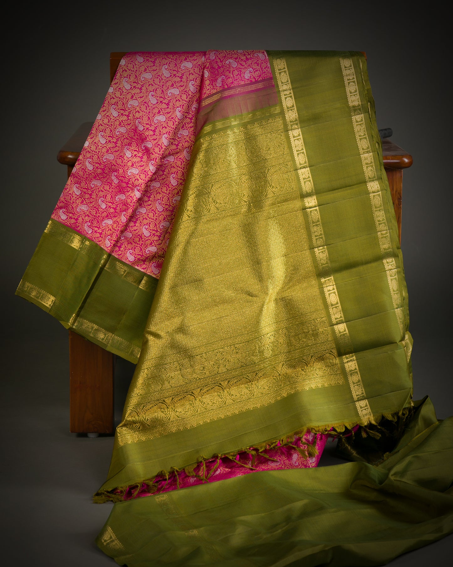 Vishitrang Rani Pink Kanjivaram Silk Sari KR-26-005
