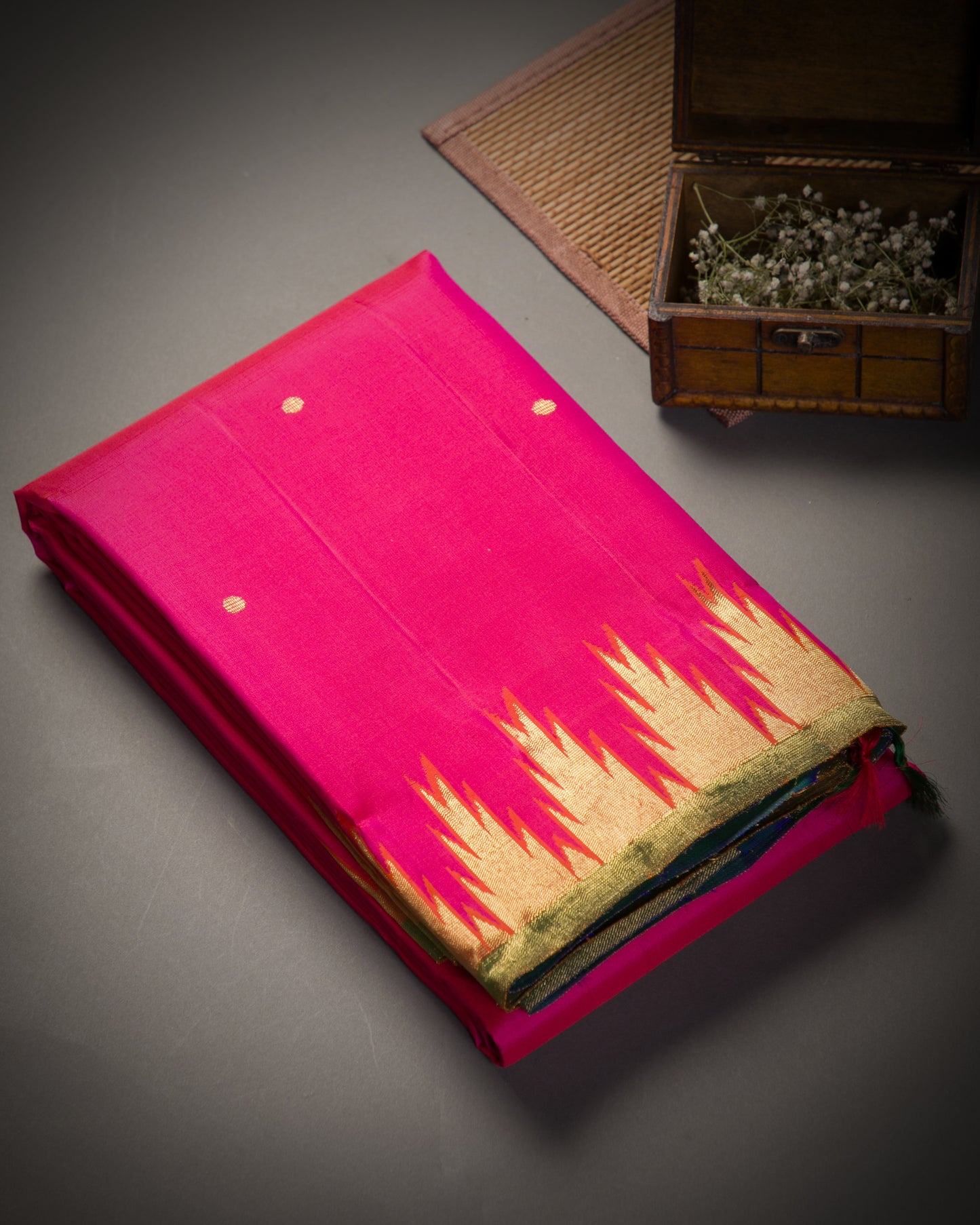 Vishitrang Rani Pink Kanjivaram Silk Sari KR-26-009