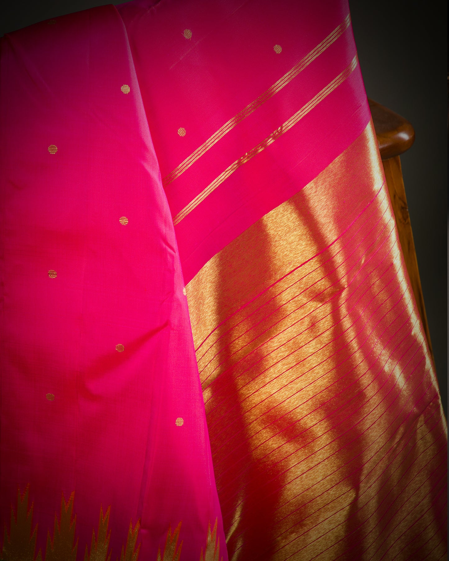Vishitrang Rani Pink Kanjivaram Silk Sari KR-26-009