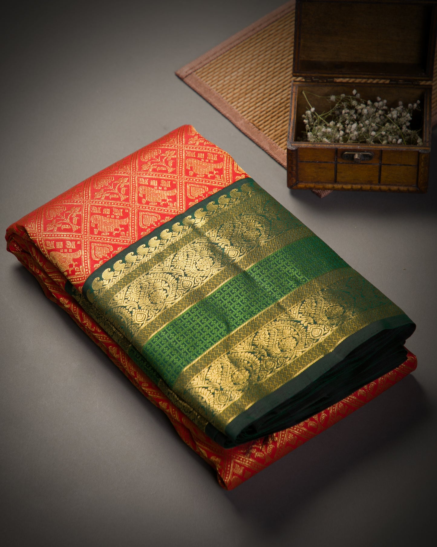 Vishitrang Red Kanjivaram Silk Sari SK-26-001