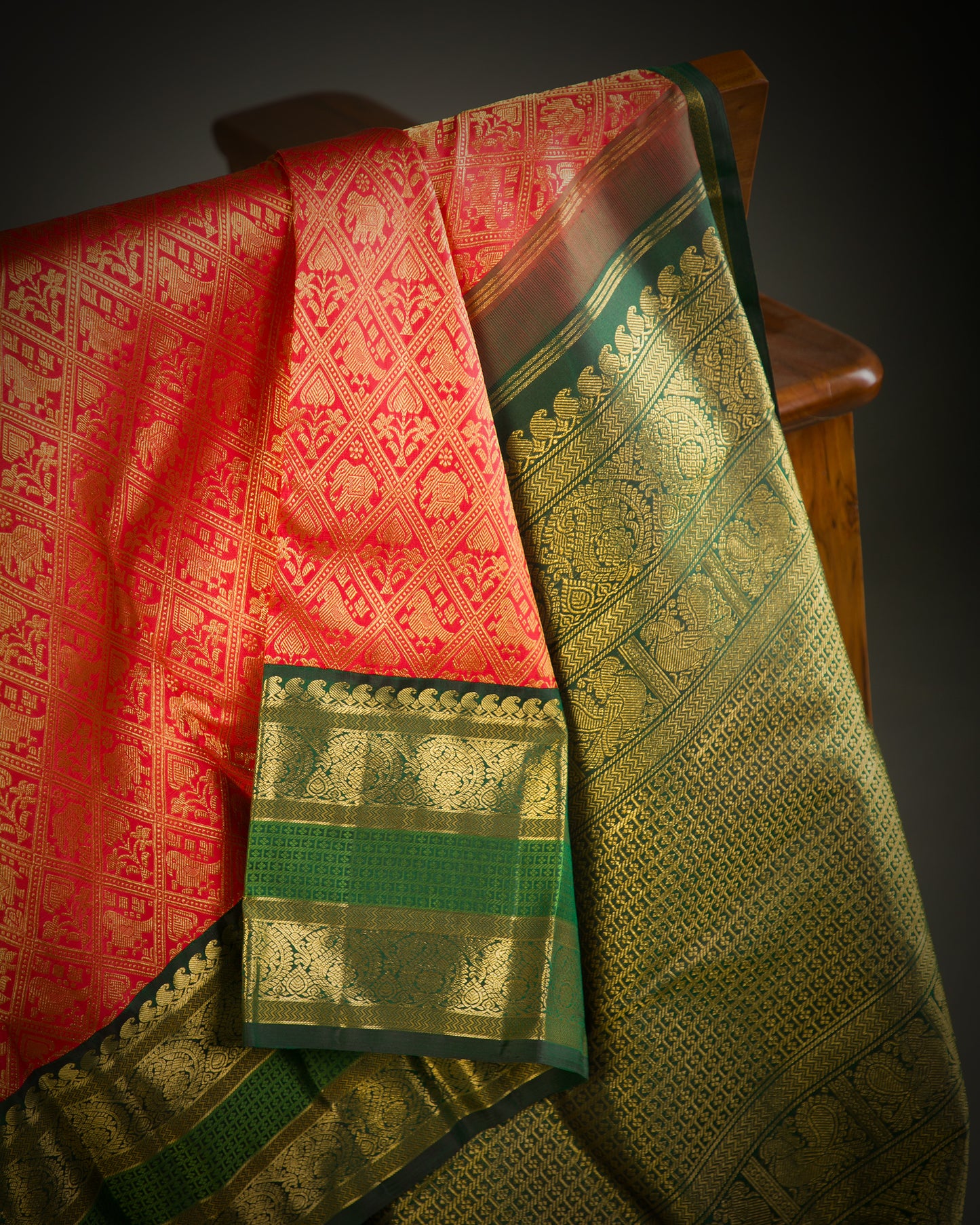 Vishitrang Red Kanjivaram Silk Sari SK-26-001